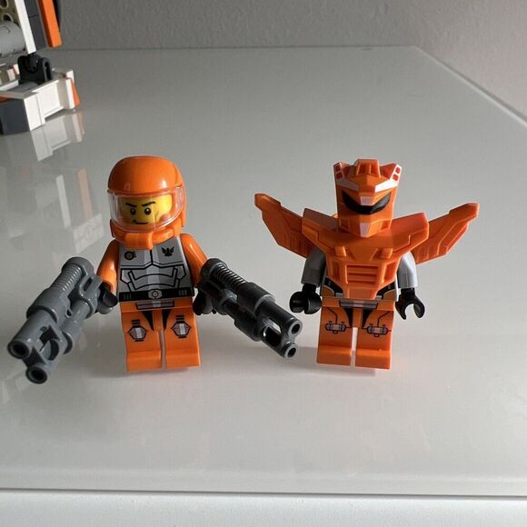 LEGO Galaxy Squad CLS-89 Eradicator Mech 70707 Retired Space Set 99% Complete - Picture 2 of 6